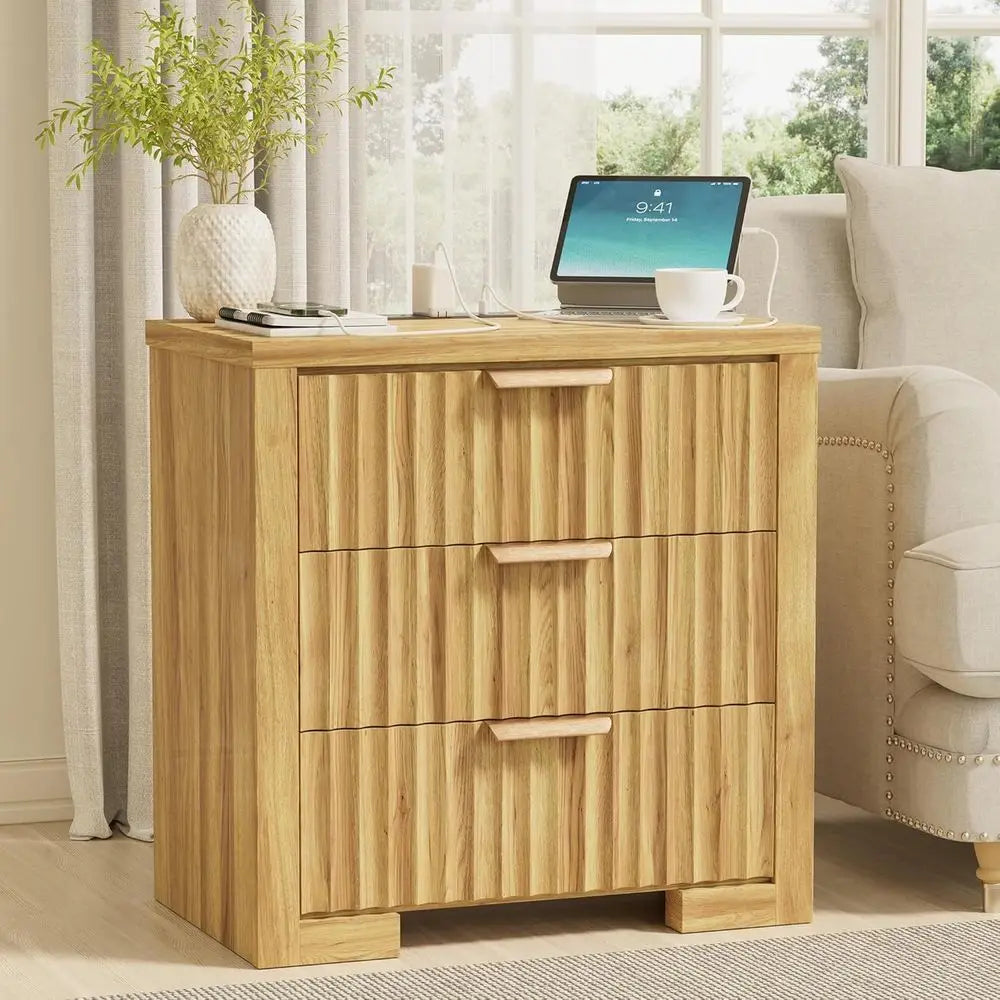 Modern 3-Drawer Natural Oak Nightstand with Fluted Design and Charger Station for Bedroom or Home Office