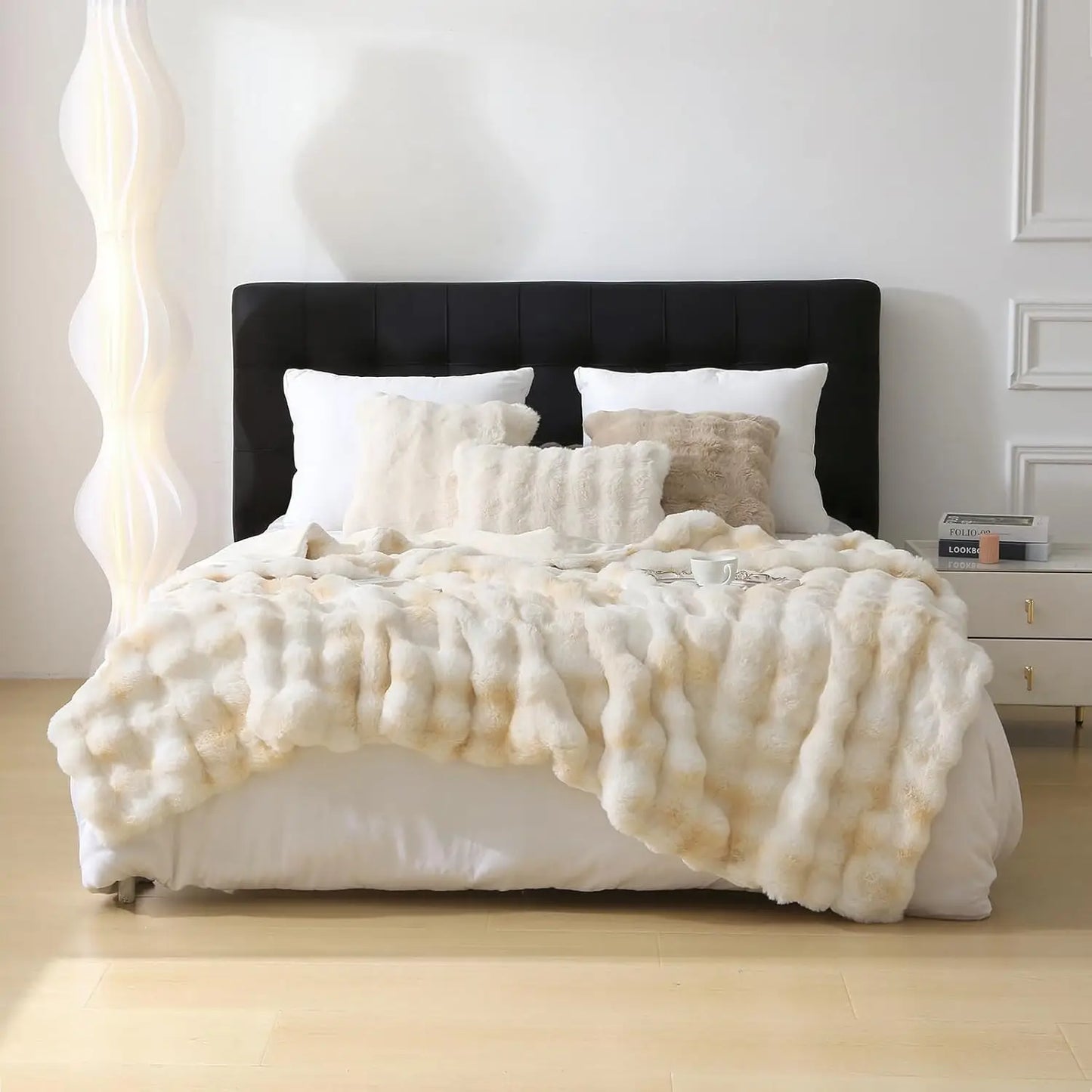 Bubble Fleece Blanket for Couch, Faux Rabbit Fur Throw, Soft Cozy Fluffy Decorative Blanket